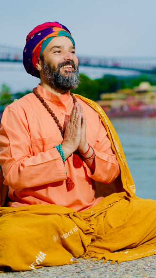 Akhanda Yoga Institute founder Dr. Yogrishi Vishvketu by Ram Jhula bridge Rishikesh yoga master best 200-hour Yoga teacher training YTT rishikesh - mobile