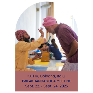 Kutir Bologna italy 13th Akhanda Yoga Meeting